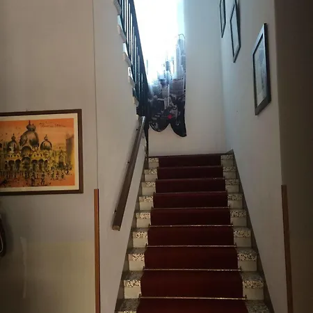 酒店 Laguna 利多迪迪耶索洛